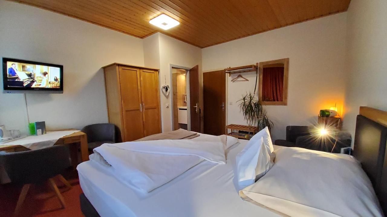 B&B Hotel Das Onkel Fritz 슈피탈 암 제머링 외부 사진
